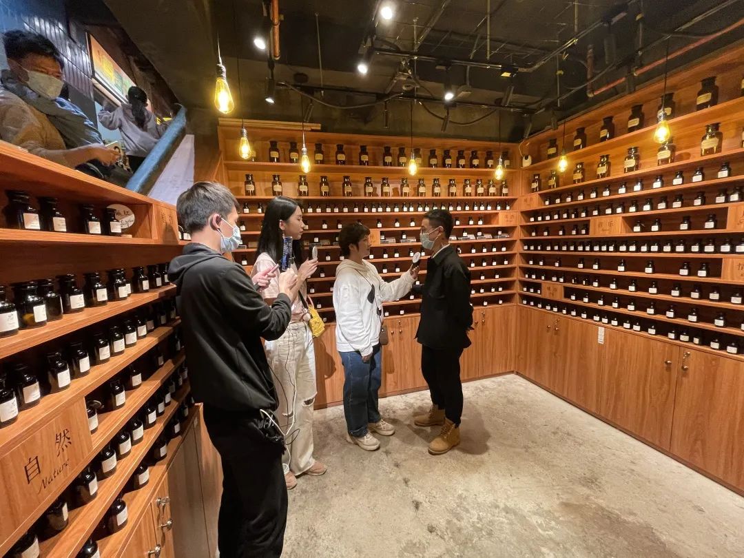 超级IP+超级体验直播杀入直播深水区